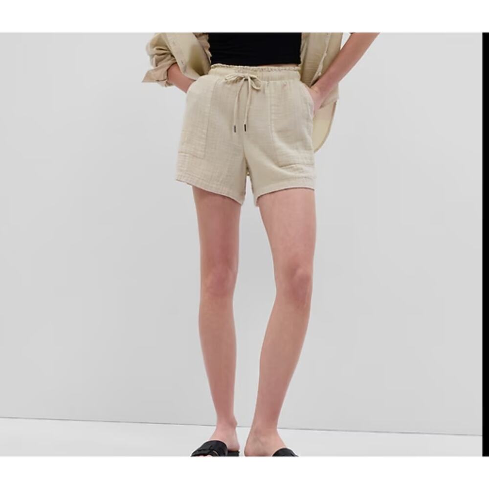 GAP Women's Cream Drawstring Linen-Blend Shorts